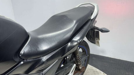 Honda CB CBF 125 GLR125 2015 26K RUNNING PROJECT BIKE SPARES OR REPAIR 125CC 24