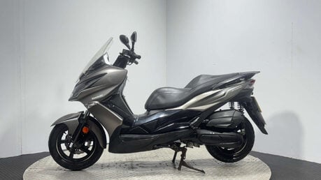 Kawasaki J125 2020 LARGE MAXI SCOOTER 125CC SPARES OR REPAIR PROJECT BIKE 4