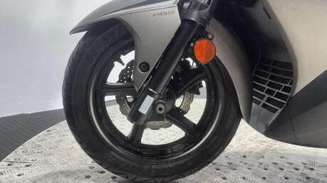 Kawasaki J125 2020 LARGE MAXI SCOOTER 125CC SPARES OR REPAIR PROJECT BIKE 22