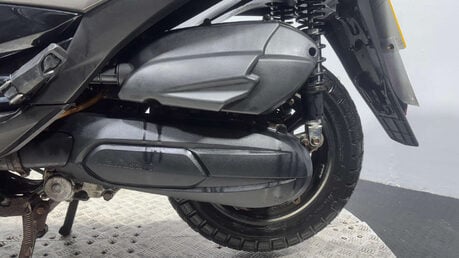 Kawasaki J125 2020 LARGE MAXI SCOOTER 125CC SPARES OR REPAIR PROJECT BIKE 10