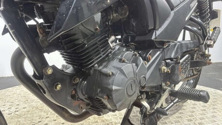 Yamaha YS125 2019 ONLY 7K SPARES OR REPAIR PROJECT LEARNER BIKE 125CC 25