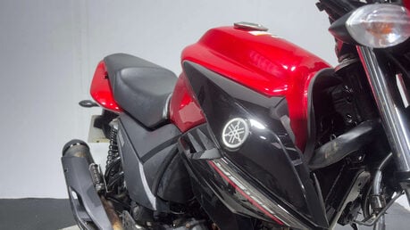 Yamaha YS125 2019 ONLY 7K SPARES OR REPAIR PROJECT LEARNER BIKE 125CC 28