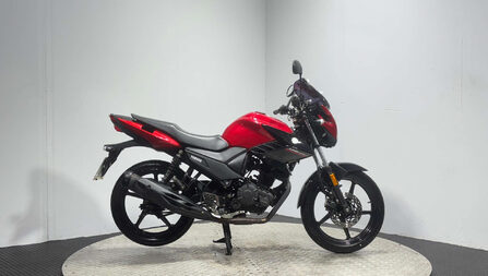 Yamaha YS125 2019 ONLY 7K SPARES OR REPAIR PROJECT LEARNER BIKE 125CC