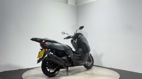 Yamaha Nmax 125 ABS 2022 24K PROJECT SCOOTER 1 OWNER LEARNER 125CC BIKE 3