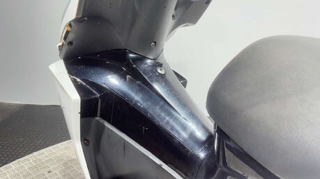 Honda Vision NSC 50 R 2014 17K PROJECT SCOOTER 50CC LEARNER SPARES OR REPAIR 17