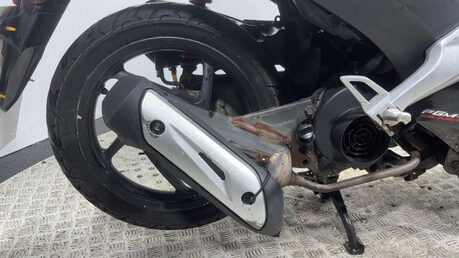 Honda Vision NSC 50 R 2014 17K PROJECT SCOOTER 50CC LEARNER SPARES OR REPAIR 13