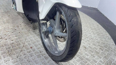 Honda Vision NSC 50 R 2014 17K PROJECT SCOOTER 50CC LEARNER SPARES OR REPAIR 11