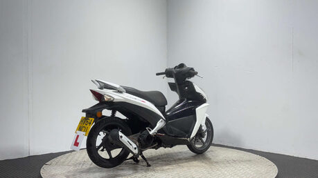 Honda Vision NSC 50 R 2014 17K PROJECT SCOOTER 50CC LEARNER SPARES OR REPAIR 2