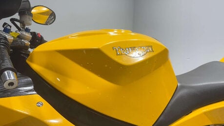 Triumph Daytona 2003 44K RUNNING 600CC SPORTS BIKE PROJECT SPARES OR REPAIR 17