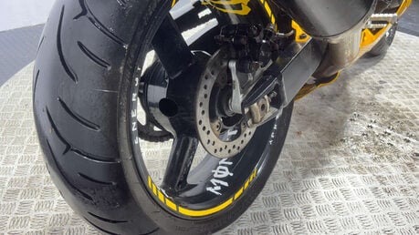 Triumph Daytona 2003 44K RUNNING 600CC SPORTS BIKE PROJECT SPARES OR REPAIR 20