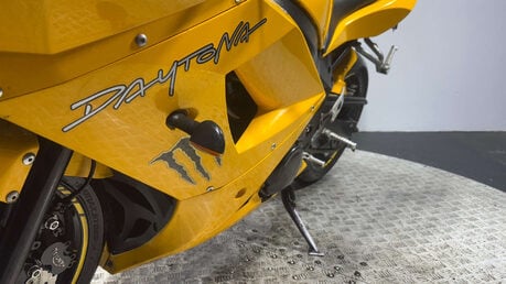 Triumph Daytona 2003 44K RUNNING 600CC SPORTS BIKE PROJECT SPARES OR REPAIR 30