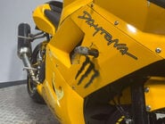 Triumph Daytona 2003 44K RUNNING 600CC SPORTS BIKE PROJECT SPARES OR REPAIR 25