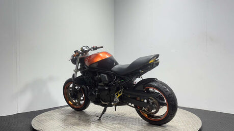 Suzuki GSX650 2013 20K STREETFIGHTER NAKED PROJECT BIKE 650CC A2 COMMUTER 6