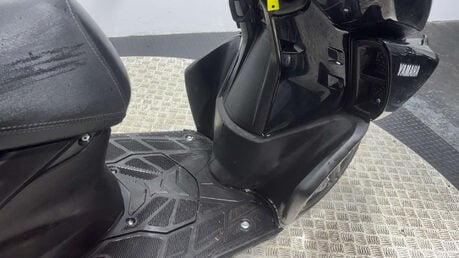 Yamaha Rayzr 125 2024 SPARES OR REPAIR PROJECT BIKE SCOOTER 125CC LEARNER 24