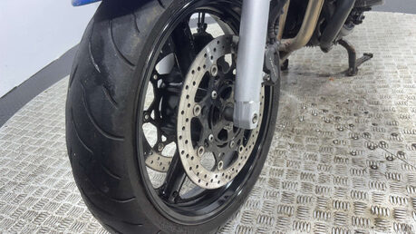 Suzuki Bandit GSF 2010 27K GOOD RUNNING DAMAGED PROJECT BIKE 650CC A2 24