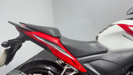 Honda CB 2015 GOOD RUNNING PROJECT BIKE A2 READY COMMUTER NAKED 25