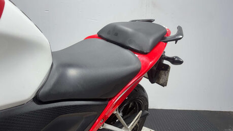 Honda CB 2015 GOOD RUNNING PROJECT BIKE A2 READY COMMUTER NAKED 23