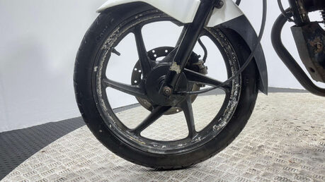 Honda CBF125 CBF 125 2011 37K SPARES OR REPAIR PROJECT BIKE 125CC LEARNER 9