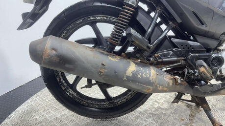 Honda CBF125 CBF 125 2011 37K SPARES OR REPAIR PROJECT BIKE 125CC LEARNER 31