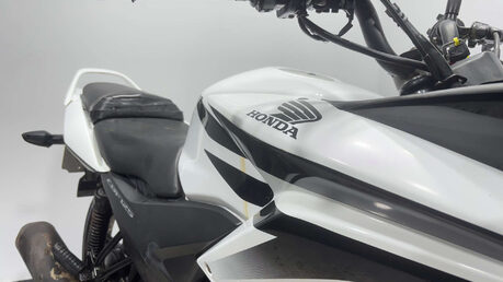 Honda CBF125 CBF 125 2011 37K SPARES OR REPAIR PROJECT BIKE 125CC LEARNER 11