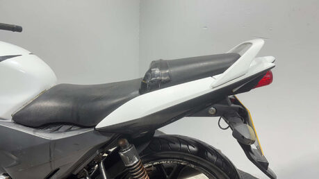 Honda CBF125 CBF 125 2011 37K SPARES OR REPAIR PROJECT BIKE 125CC LEARNER 18