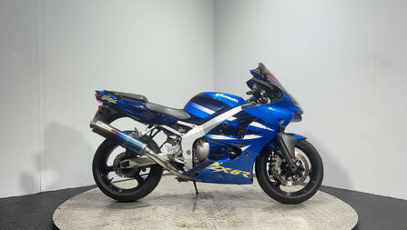 Kawasaki Ninja 2001 J MODEL 25K GOOD RUNNING SPORTS BIKE PROJECT BIKE 600CC