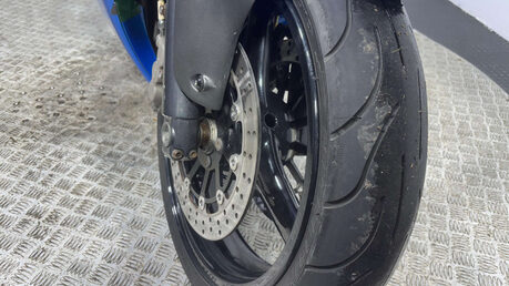 Kawasaki Ninja 2001 J MODEL 25K GOOD RUNNING SPORTS BIKE PROJECT BIKE 600CC 26