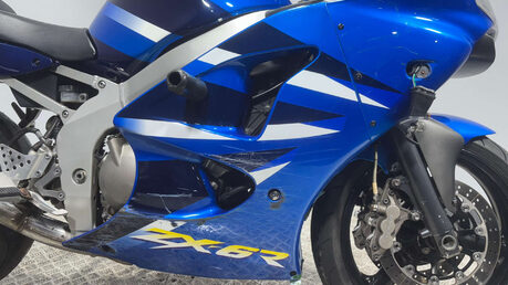 Kawasaki Ninja 2001 J MODEL 25K GOOD RUNNING SPORTS BIKE PROJECT BIKE 600CC 10