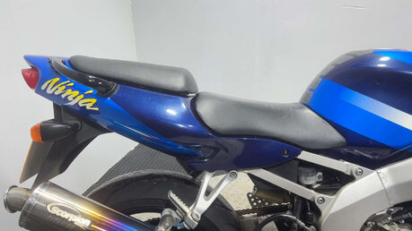 Kawasaki Ninja 2001 J MODEL 25K GOOD RUNNING SPORTS BIKE PROJECT BIKE 600CC 7