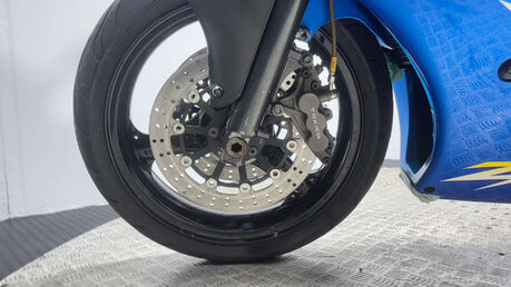 Kawasaki Ninja 2001 J MODEL 25K GOOD RUNNING SPORTS BIKE PROJECT BIKE 600CC 24