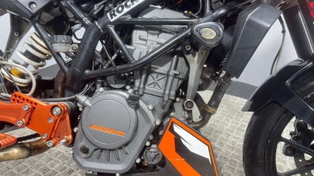 KTM Duke 2011 32K GOOD RUNNING SUPERMOTO PROJECT BIKE 125CC 15BHP 8