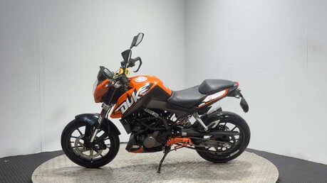 KTM Duke 2011 32K GOOD RUNNING SUPERMOTO PROJECT BIKE 125CC 15BHP 4