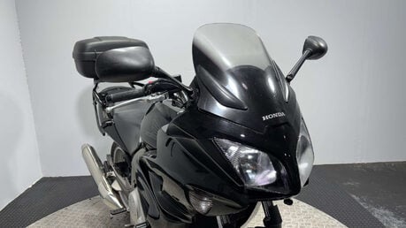 Honda CB 2007 60K MOT GOOD LOOKING 1000CC COMMUTER TOURER BIKE 24