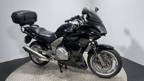 Honda CB 2007 60K MOT GOOD LOOKING 1000CC COMMUTER TOURER BIKE 3