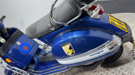 Piaggio Vespa PX 2004 2 STROKE GEARED SCOOTER RUNNING PROJECT BIKE 125CC LEARNER 18