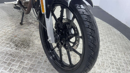 Zontes Mantis 125 ZT 2016 15K SPARES OR REPAIR PROJECT 125CC BIKE LEARNER 26