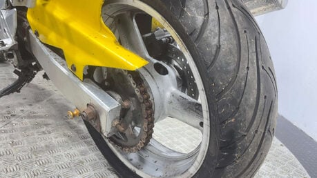 Suzuki SV650 N 2004 17K RUNNING PROJECT BIKE SPARES OR REPAIR 650CC NAKED A2 26