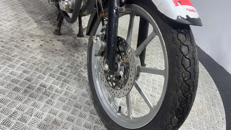 Yamaha YBR125 Custom 2013 10K PROJECT BIKE 125CC CUSTOM CRUISER SPARES OR REPAIR 10