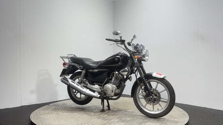 Yamaha YBR125 Custom 2013 10K PROJECT BIKE 125CC CUSTOM CRUISER SPARES OR REPAIR 2