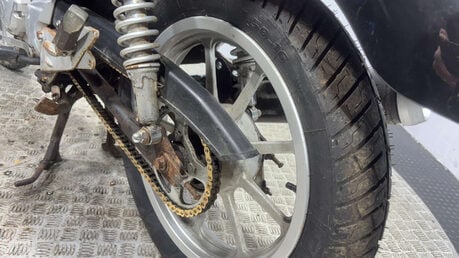 Yamaha YBR125 Custom 2013 10K PROJECT BIKE 125CC CUSTOM CRUISER SPARES OR REPAIR 22