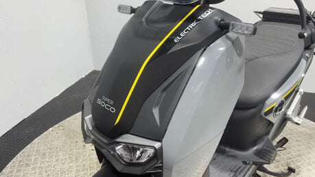 Vmoto CPX 2023 ELECTRIC 125CC SCOOTER SPARES OR REPAIR PROJECT ESCOOTER 9