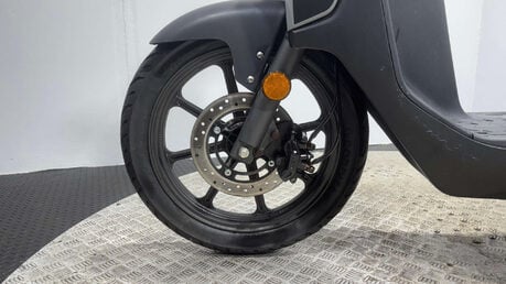 Vmoto CPX 2023 ELECTRIC 125CC SCOOTER SPARES OR REPAIR PROJECT ESCOOTER 11