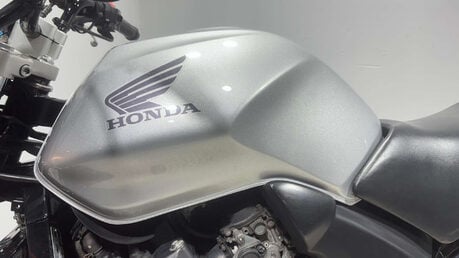 Honda CBF600 8
