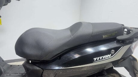 Lexmoto Titan 125 2021 16K PROJECT SCOOTER SPARES OR REPAIR 125CC LARGE SCOOTER BIKE 22