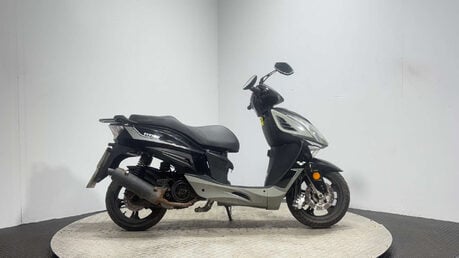 Lexmoto Titan 125 2021 16K PROJECT SCOOTER SPARES OR REPAIR 125CC LARGE SCOOTER BIKE 1