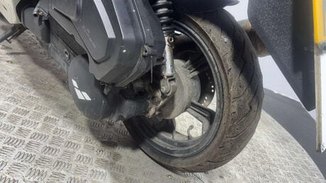 Lexmoto Titan 125 2021 16K PROJECT SCOOTER SPARES OR REPAIR 125CC LARGE SCOOTER BIKE 15