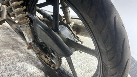 Yamaha YBR 125 2012 14K RUNNING PROJECT BIKE SPARES OR REPAIR 125CC 27