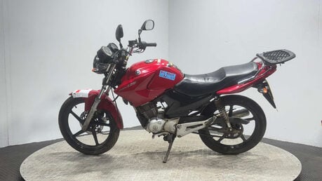 Yamaha YBR 125 2012 14K RUNNING PROJECT BIKE SPARES OR REPAIR 125CC 4