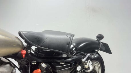 Harley-Davidson Sportster 883 2005 24K RUNNING CUSTOM CRUISER PROJECT BIKE CARBED 883CC 20