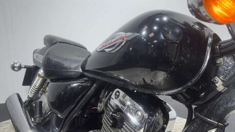 Suzuki Marauder GZ 2008 FUEL INJECTED PROJECT CRUISER BIKE 125CC LEARNER 13